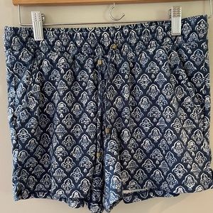 Mudd Juniors blue/cream pattern shorts size S